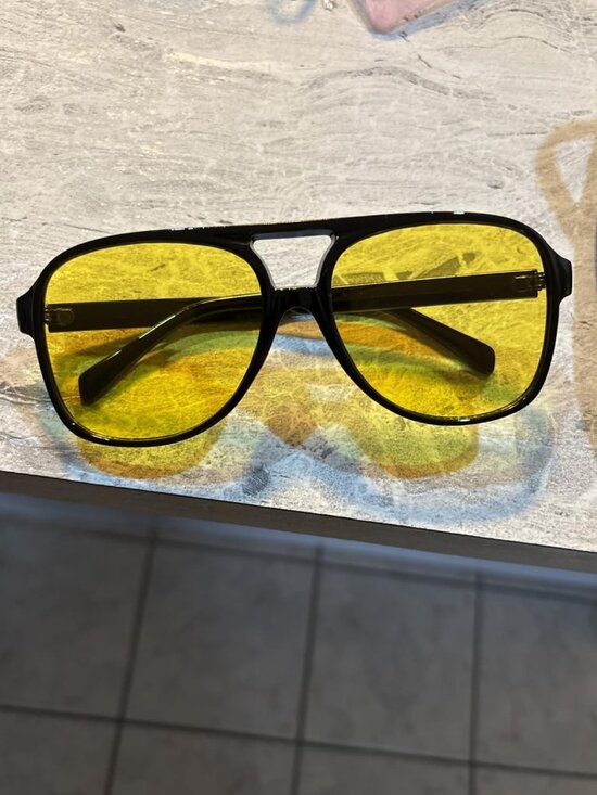 Classic Vintage Sunglasses main image 4